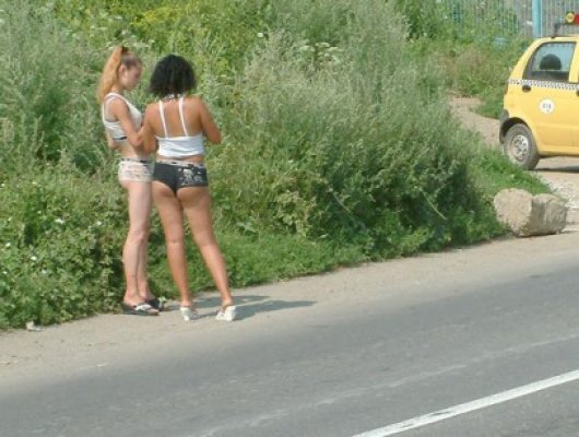 Tânăr din Stupina, cercetat pentru trafic de persoane şi proxenetism